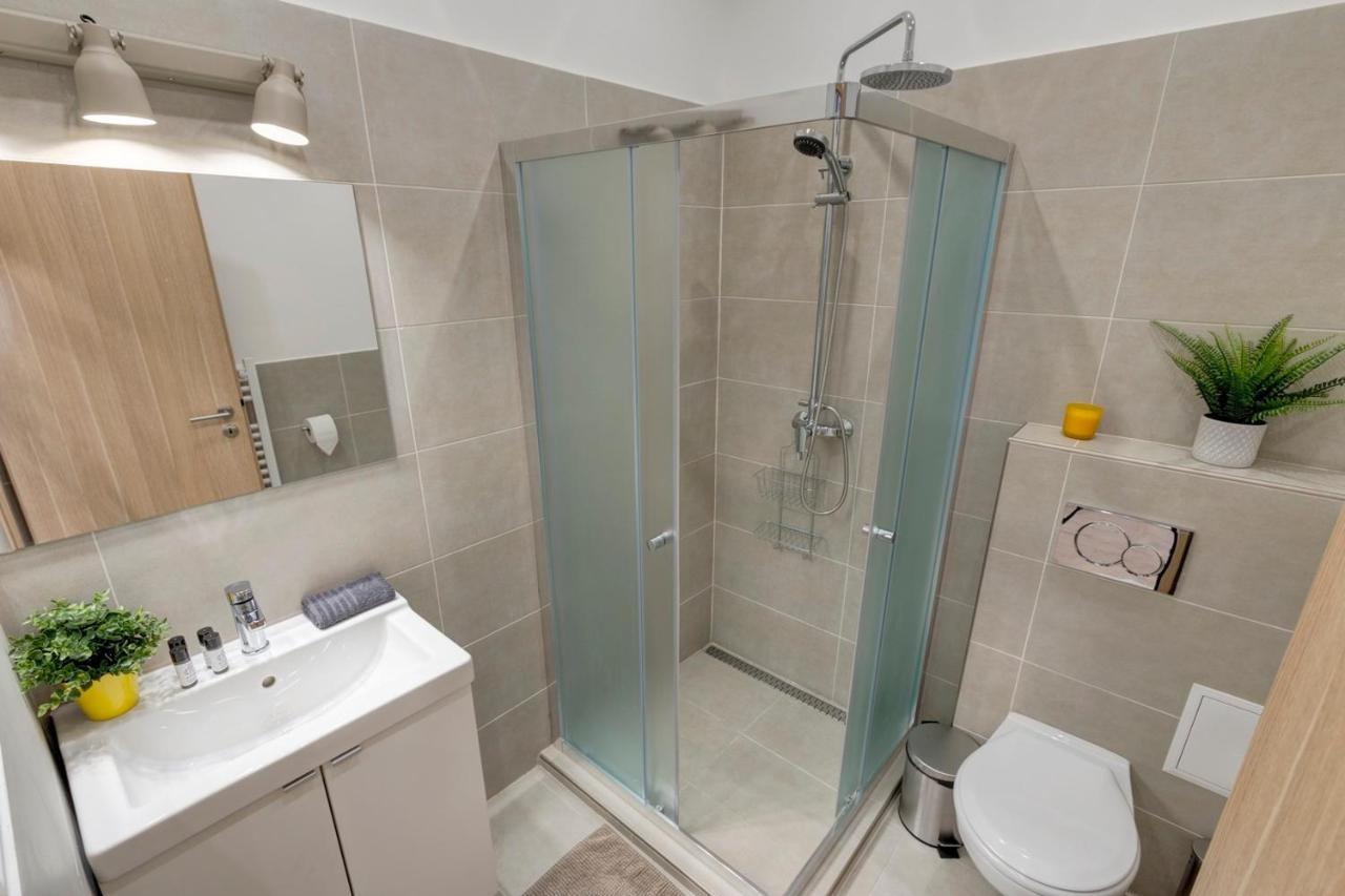 Rp1 Apartment Budapest Bagian luar foto