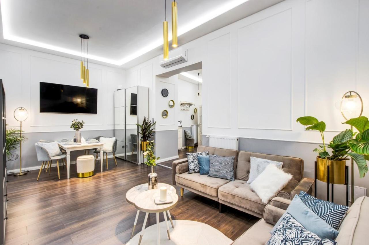 Rp1 Apartment Budapest Bagian luar foto